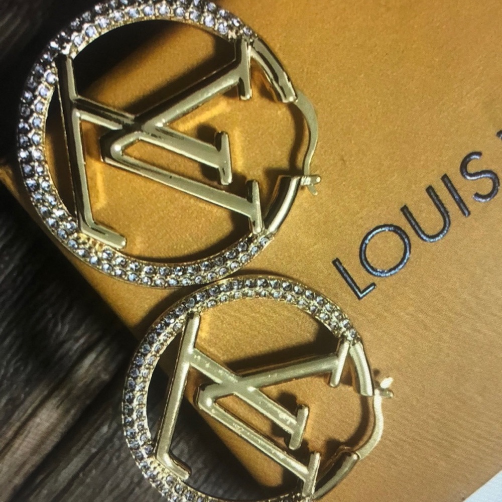 Louis Vuitton Gold Earring